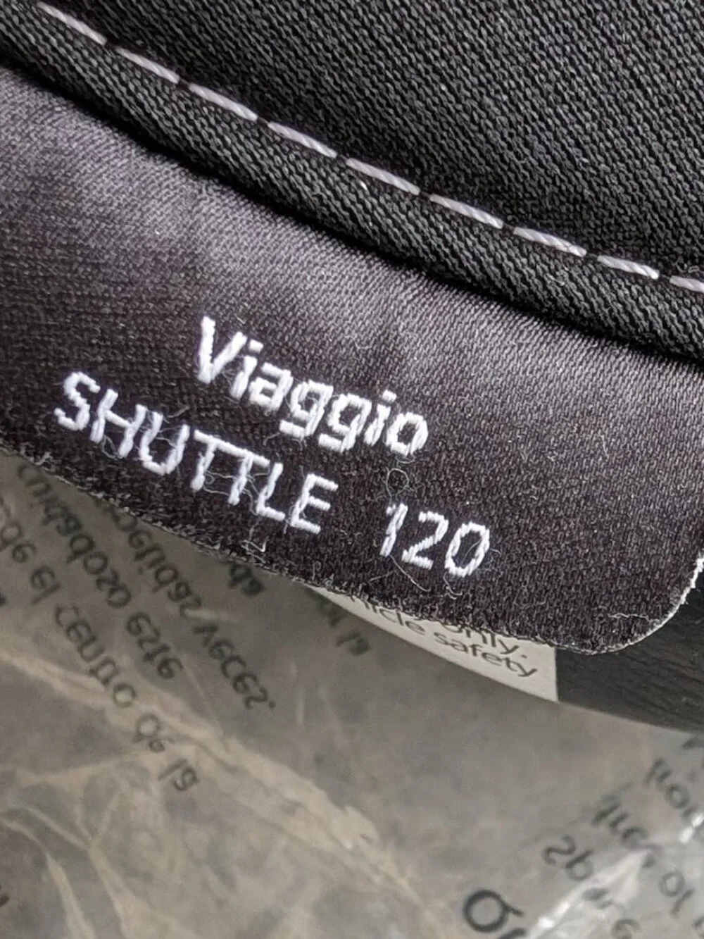 Peg Perego Viaggio Shuttle 120 Booster Seat plus Seat Protector - Picture 2 of 3